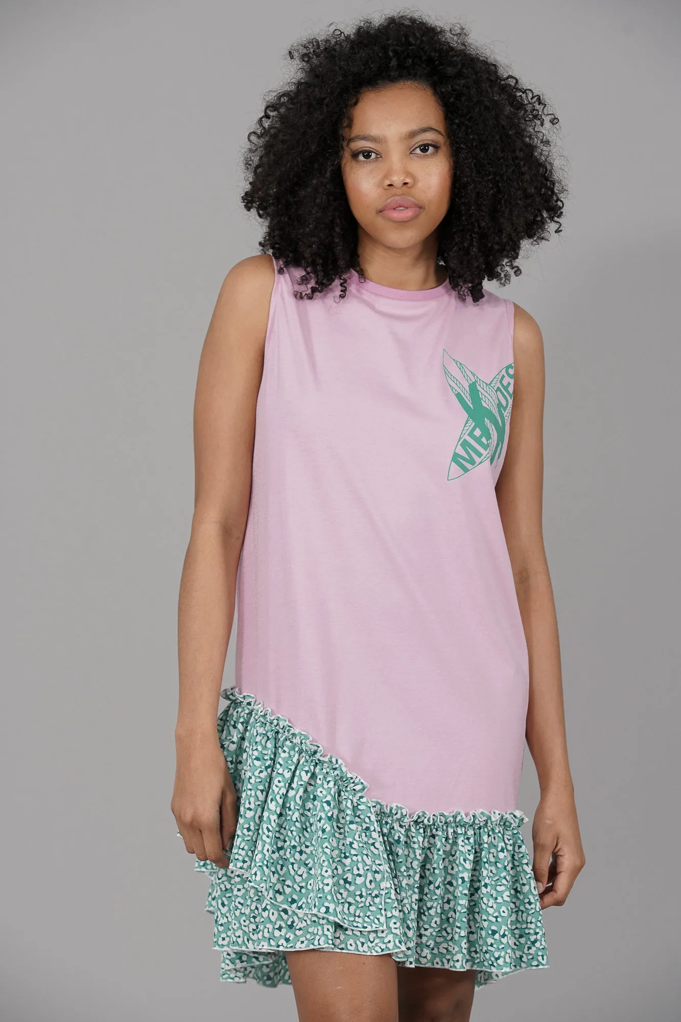 Vestido Camiseta VENICE volante · ROSA & PRINT VERDE AGUA ·